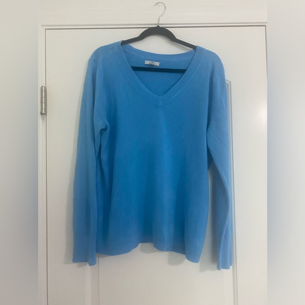 Women’s light blue sweater XXL